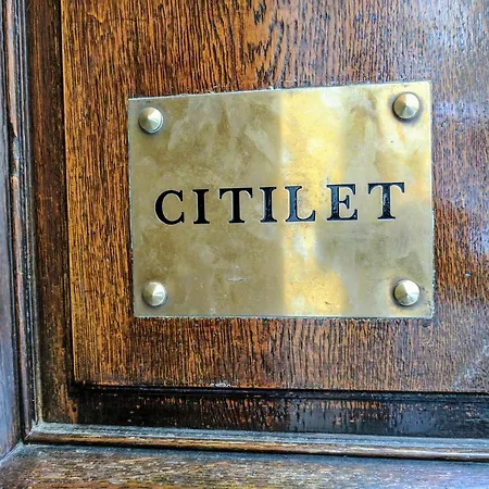 Citilet Louis Blanc 1,2,3 - Three Gorgeous, Open-plan