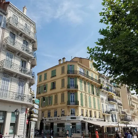 Citilet Louis Blanc 1,2,3 - Three Gorgeous, Open-plan Appartement