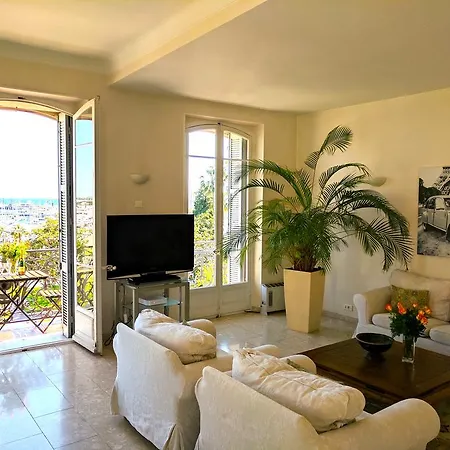 Citilet Louis Blanc 1,2,3 - Three Gorgeous, Open-plan *