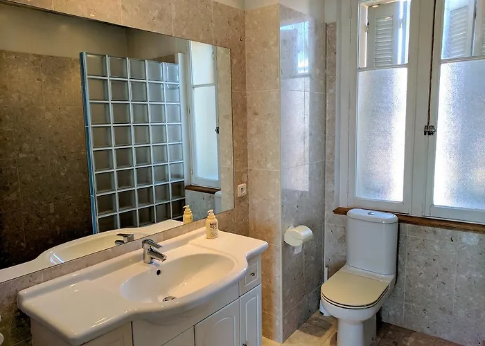 Citilet Louis Blanc 1,2,3 - Three Gorgeous, Open-plan *