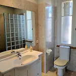 Citilet Louis Blanc 1,2,3 - Three Gorgeous, Open-plan *