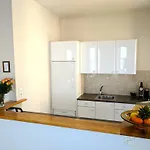 Citilet Louis Blanc 1,2,3 - Three Gorgeous, Open-plan Appartement