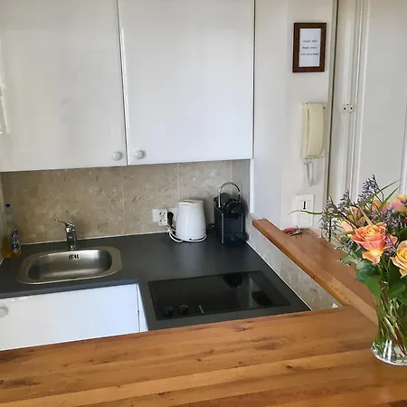 Citilet Louis Blanc 1,2,3 - Three Gorgeous, Open-plan Cannes
